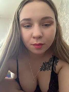 Yalit_Ya nude on cam for live porn chat