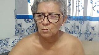 candy_mature_ nude on cam for live porn chat