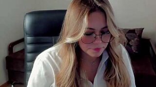 FireAdri nude on cam for live porn chat