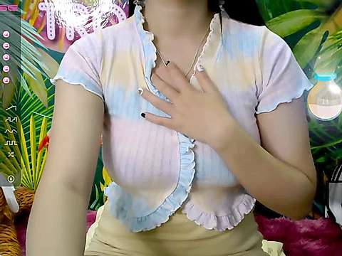 Little_Momy nude on cam for live porn chat