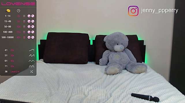 Perry_Jenny nude on cam for live porn chat