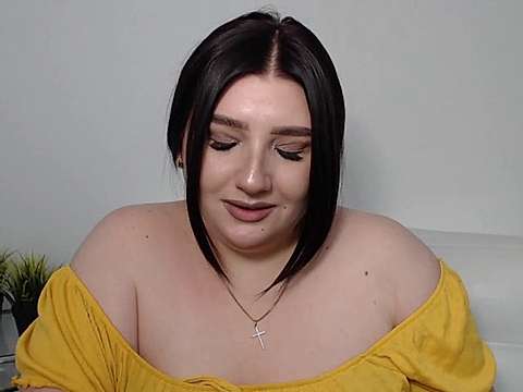 Selena-Kiss nude on cam for live porn chat