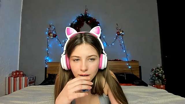 Wonderful_Ellie nude on cam for live porn chat
