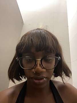 Huddan_cam nude on cam for live porn chat