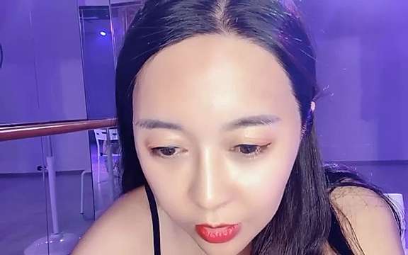 Susan-001 nude on cam for live porn chat