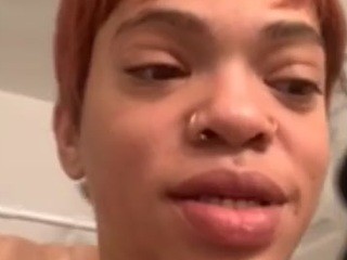 ghettogoddess nude on Live Sex Chat