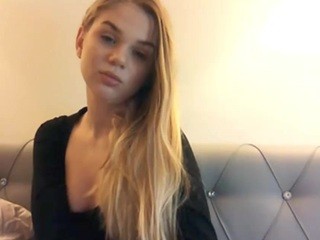 GinaDESIRE nude on Live Sex Chat