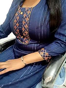 Hum-Tum_ nude on cam for live porn chat
