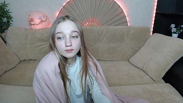 Jully_jussy nude on cam for live porn chat