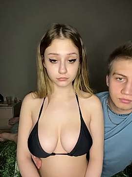 LexandVi nude on cam for live porn chat