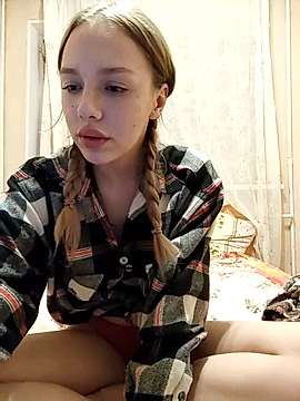 Vi_baby nude on cam for live porn chat