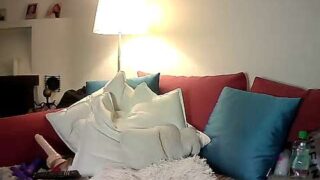 YummyMlifyxx nude on cam for live porn chat
