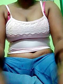 Kanika_s nude on cam for live porn chat