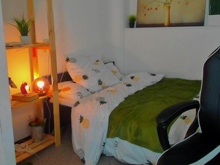 redluna nude on Live Sex Chat