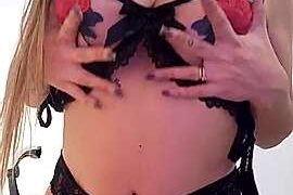 Jhuliehott nude on cam for live porn chat