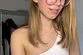 _sweet_mila_ nude on cam for live porn chat