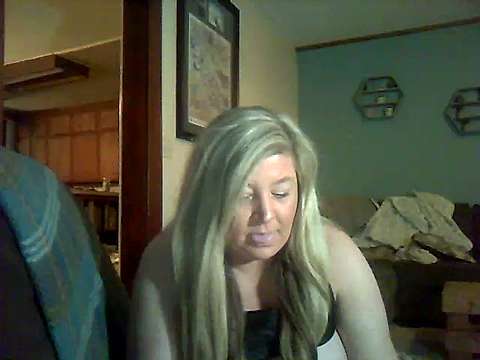 Texan_Kelly nude on cam for live porn chat