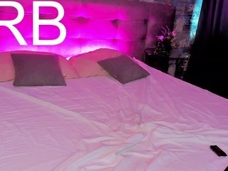 Annie-Will nude on Live Sex Chat