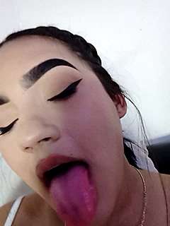 hot-very-wet nude on cam for live porn chat