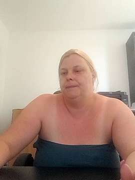 virginiageil nude on cam for live porn chat