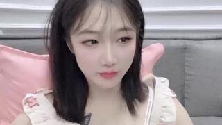 _Stunning_ nude on cam for live porn chat