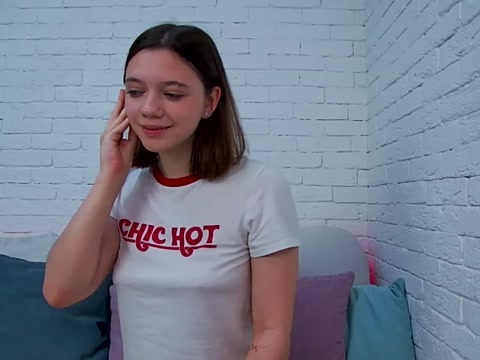 Lilly_bb_girl nude on cam for live porn chat