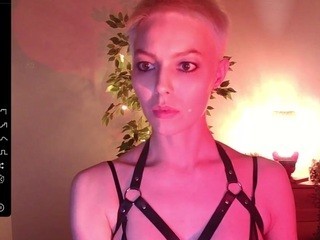 SpikLenci nude on Live Sex Chat