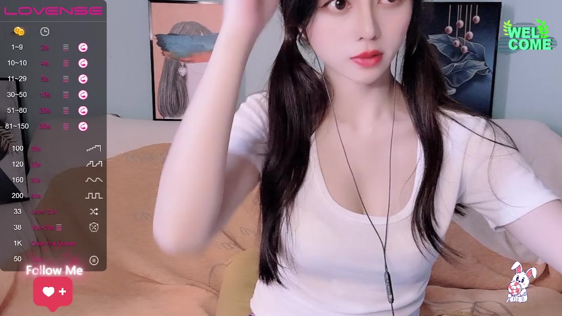 Katherine– nude on cam for live porn chat