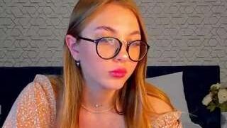 Monica-Cattaneo nude on Live Sex Chat