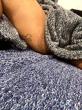 mellowyelloo nude on cam for live porn chat