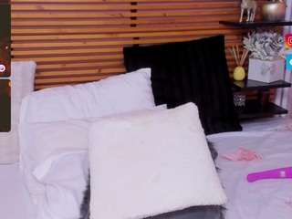 Mazeekiin30 nude on Live Sex Chat