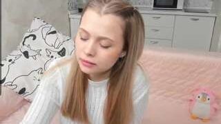 ellyary nude on Live Sex Chat