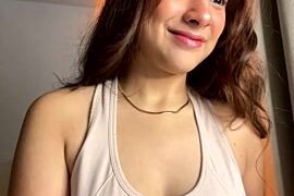 xSelena nude on cam for live porn chat