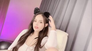 Avaxiaolu nude on cam for live porn chat