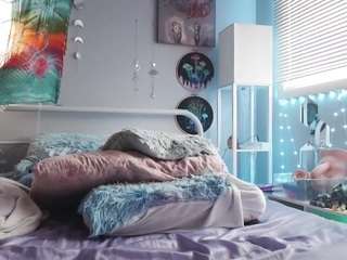BaeBaeBlue nude on Live Sex Chat