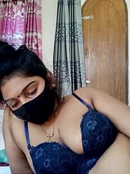 Lalita- nude on cam for live porn chat
