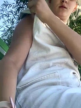 Leonagik nude on cam for live porn chat