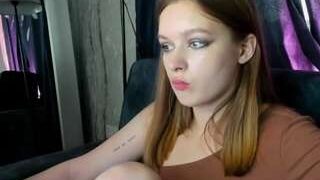 Lily-Lou nude on Live Sex Chat