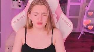 Marilyn-CoyYate nude on Live Sex Chat