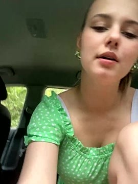 MilllkiWay nude on cam for live porn chat
