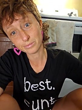 mossy_kiss nude on cam for live porn chat