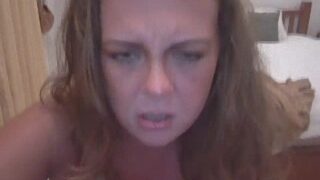 wet_waikiki nude on cam for live porn chat