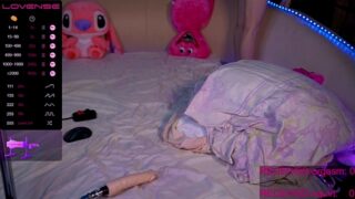 _white_widow_ nude on cam for live porn chat