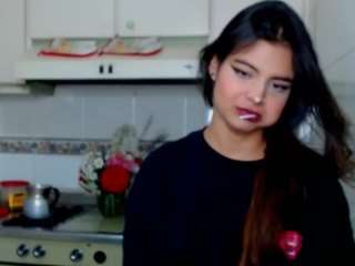 Alaia holmes nude on Live Sex Chat