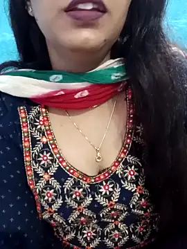 Cute_nidhi nude on cam for live porn chat