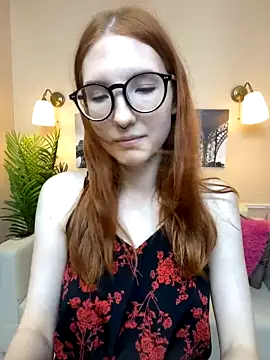 HolloWolf nude on cam for live porn chat