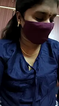 indian-dharshini nude on cam for live porn chat