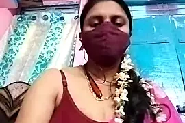Indian-Indhuja nude on cam for live porn chat