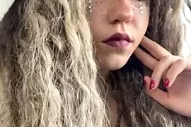 KiraMood nude on cam for live porn chat