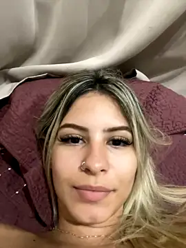 lariii_escobarr nude on cam for live porn chat